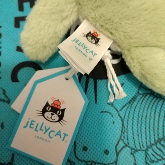 Jellycat Fluffy Turtle- New With Tag Authentic - Picture 6 of 6
